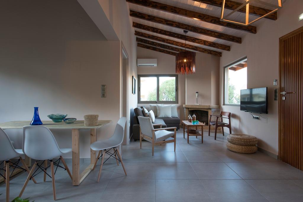 Rea'S Sea House Villa Kato Galatas ภายนอก รูปภาพ